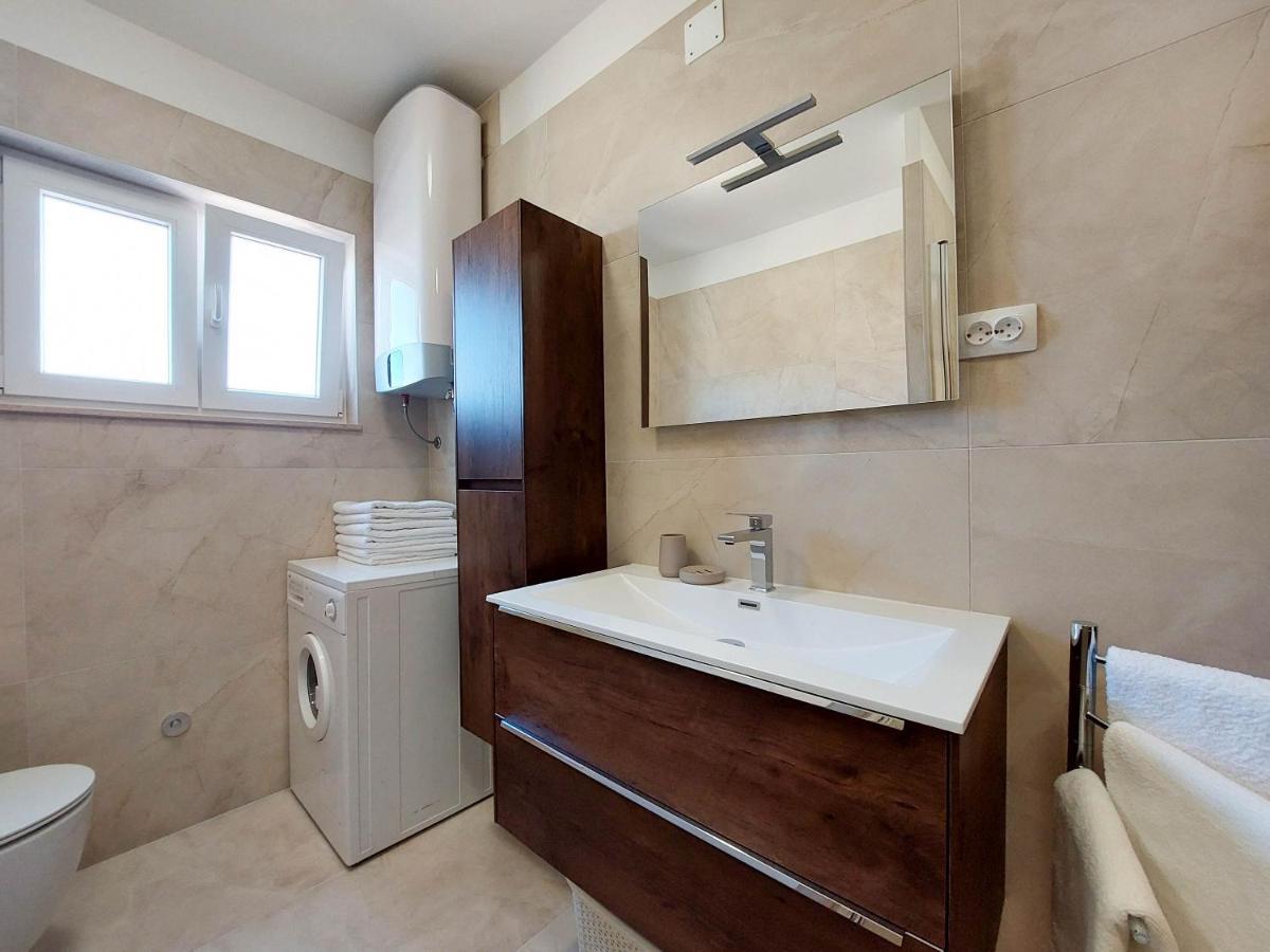 Apartment Neda Пунат Экстерьер фото
