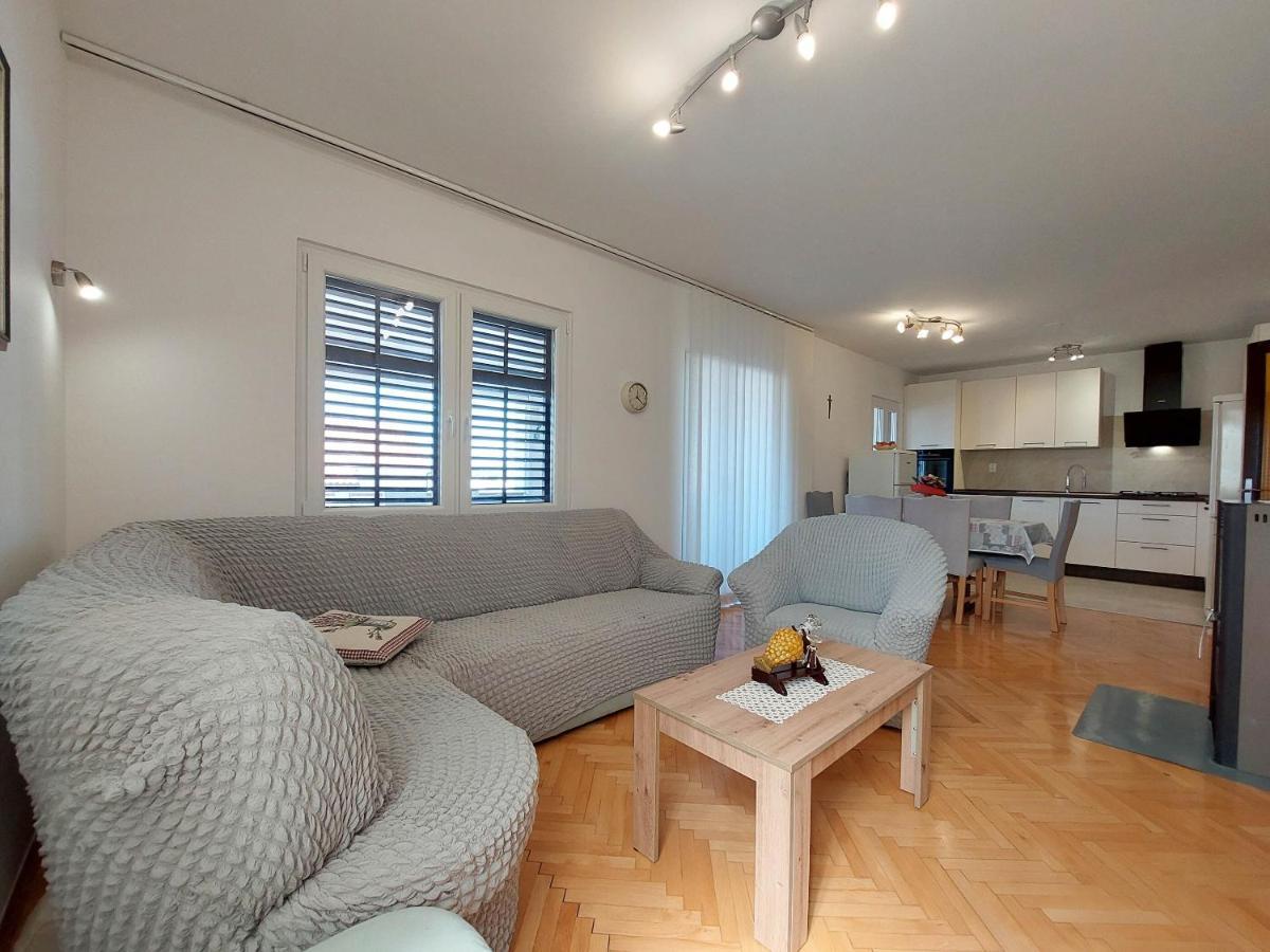 Apartment Neda Пунат Экстерьер фото