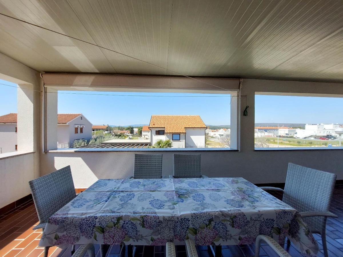 Apartment Neda Пунат Экстерьер фото