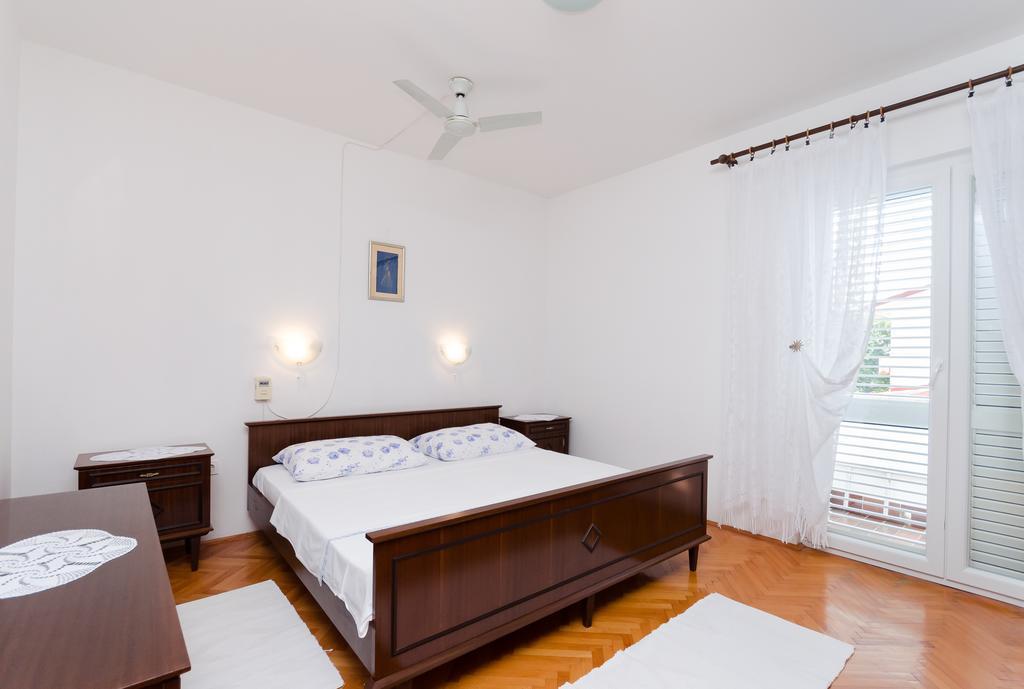 Apartment Neda Пунат Экстерьер фото