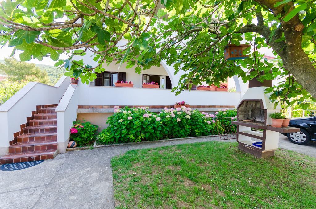 Apartment Neda Пунат Экстерьер фото